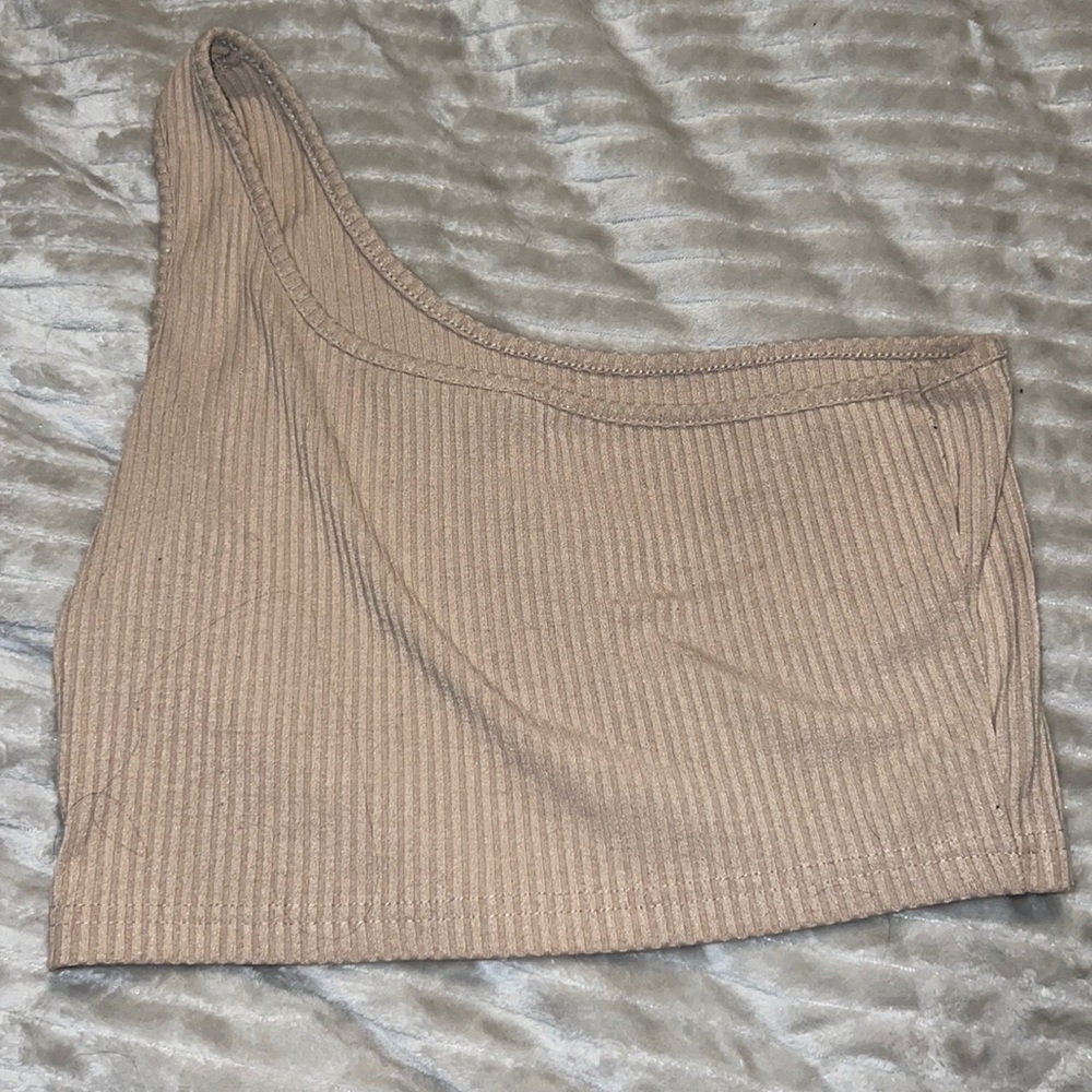 One shoulder crop top